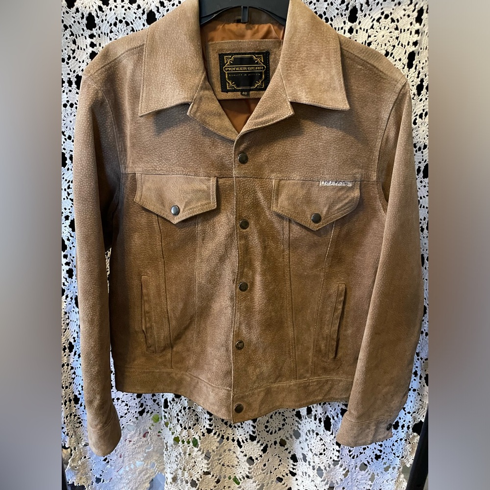 RARE Vintage Pioneer Wear for cowboys leather jacket